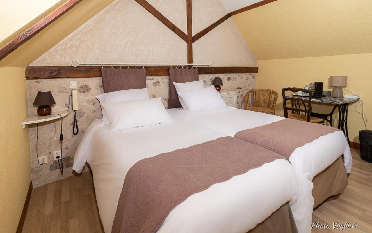 Logis Auberge Le Colombien - Hotel Et Restaurant Вилландри Номер фото